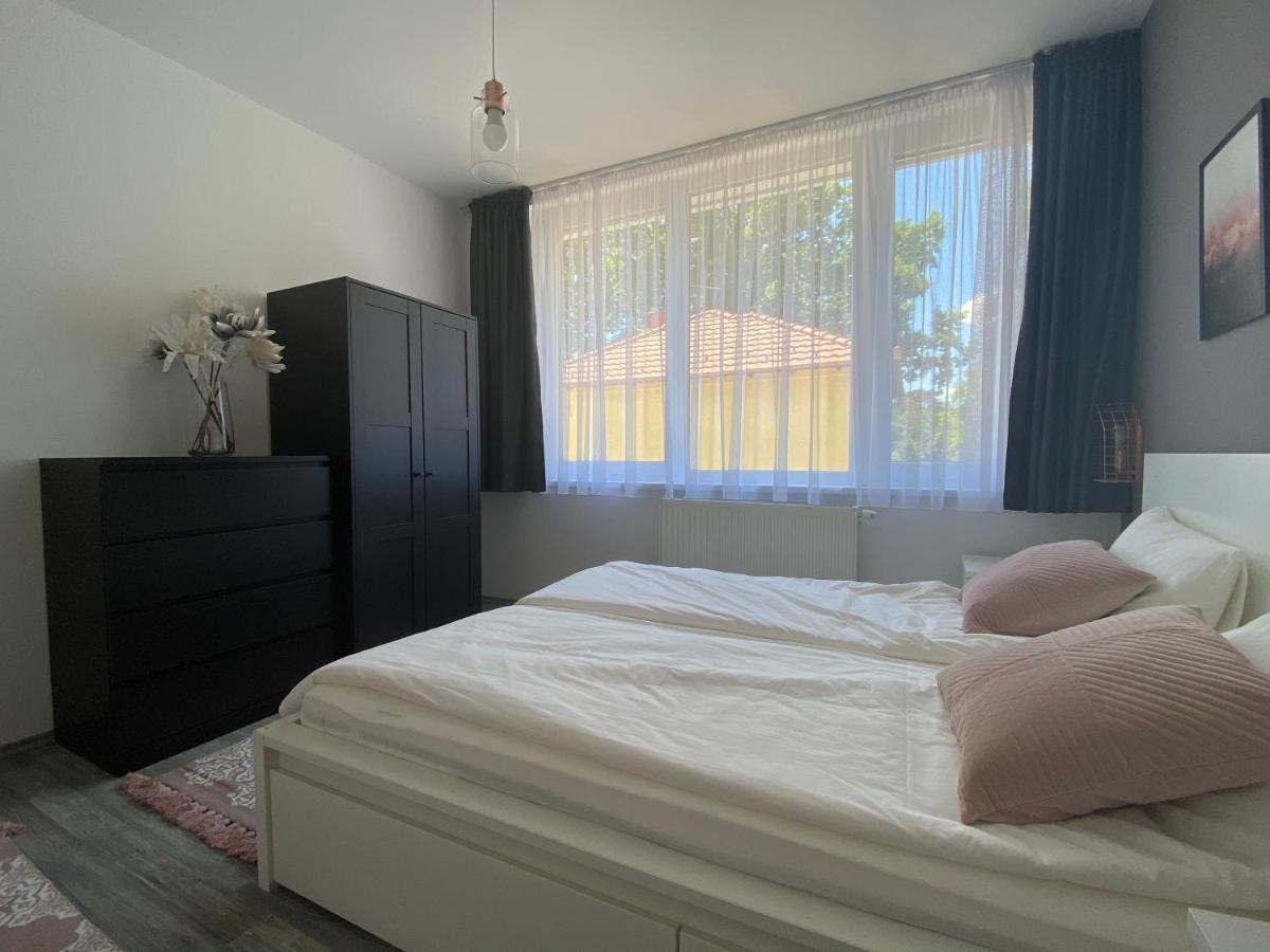 Spirit Homes Apartments Orosháza Esterno foto