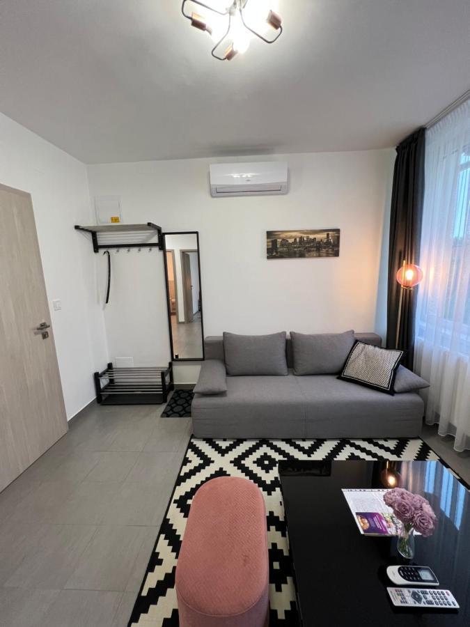 Spirit Homes Apartments Orosháza Esterno foto